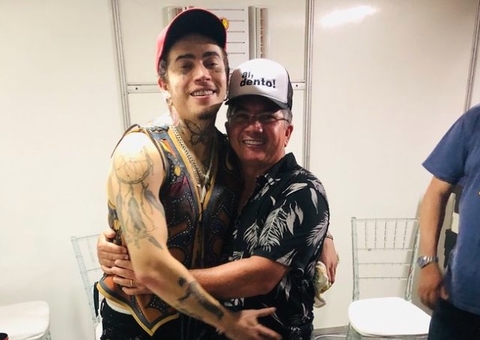   Pai de Whindersson 'causa' ao declarar apoio a Lula em postagem com Bolsonaro