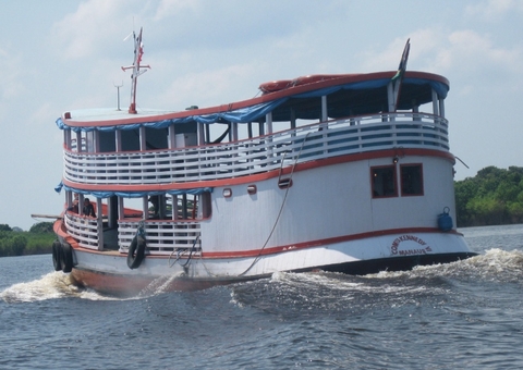 MP ajuiza ação para garantir gratuidade de viagem de barco à idosa no Amazonas