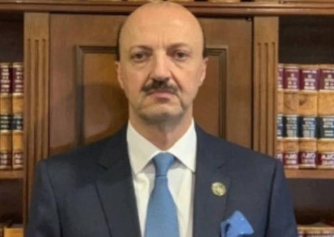 Presidente da Federação Mexicana de Caça atira em búfalo e depois é morto por ele