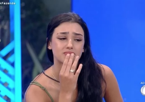 Bia revela que foi abusada aos 6 anos e expõe reação da mãe: ‘ela riu’