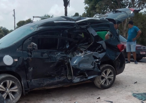 Mulher morre em acidente gravíssimo na AM-010 no Amazonas