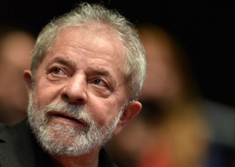 Lula obtém direito de resposta por causa de fake news sobre Celso Daniel