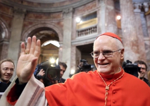 Dom Odilo fala sobre brigas políticas, pede calma e explica roupa vermelha