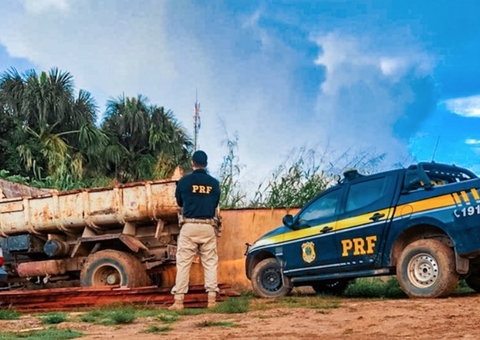 Polícia Rodoviária Federal apreende madeira ilegal no interior do Amazonas