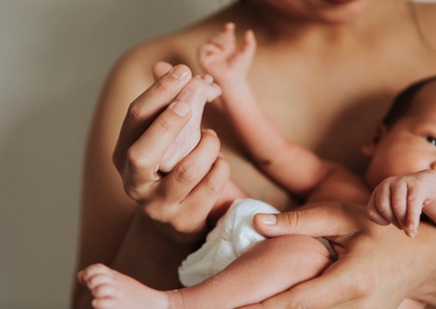 Licença-maternidade conta a partir da alta da mãe ou do bebê, confirma STF