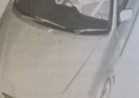 Motorista é multado por ‘alto risco’ ao dirigir recebendo sexo oral 