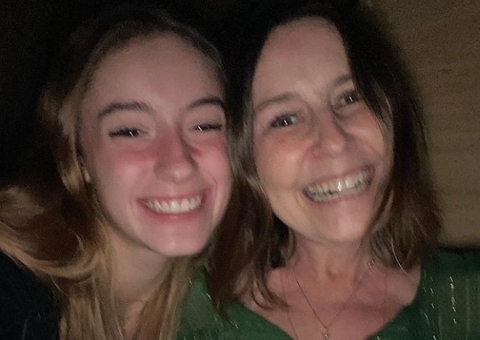 ‘Lutou muito, nossa guerreira’, diz filha de Susana Naspolini ao se despedir da mãe