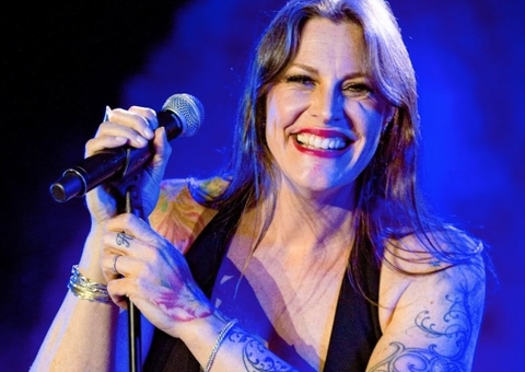 Vocalista do Nightwish é diagnosticada com câncer de mama