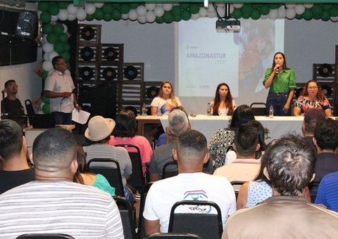 Amazonastur capacita 171 agentes sobre turismo sustentável