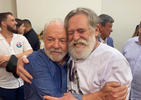 José de Abreu tira sarro de Regina Duarte e Cássia Kis após vitória de Lula