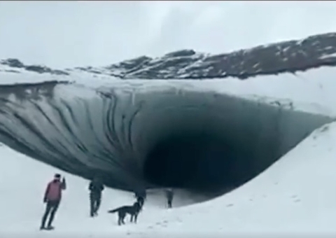 Bloco se desprende do teto de caverna e mata turista brasileiro na Argentina