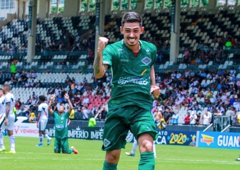 Nacional anuncia meia Léo Aquino para nova temporada