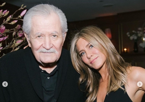 Pai de Jennifer Aniston, ator John Aniston, morre aos 86 anos