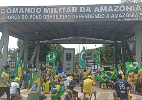 Juíza manda intensificar fiscalização e identificar quem está bancando bolsonaristas em frente ao CMA em Manaus