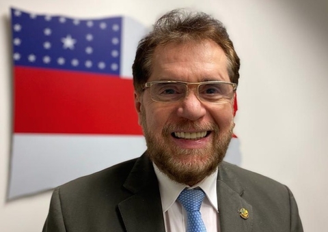 Plínio Valério afirma que teria vencido eleição para governador do Amazonas