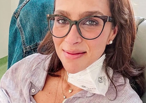 Mulher de Juliano Cazarré desabafa sobre filha internada: 'coração em pedaços'