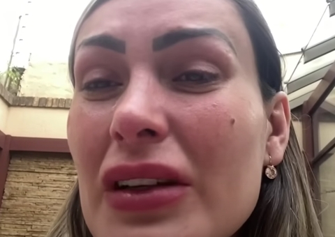 Andressa Urach chora ao falar do ex-marido após surto psicótico 