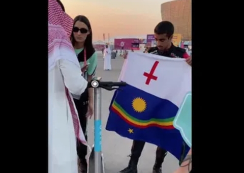 Brasileiro é hostilizado no Catar por conta de arco-íris na bandeira de Pernambuco