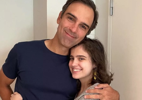 ‘Minha filha continuou sendo a mesma’, diz Tadeu Schmidt sobre Valentina, que se assumiu queer