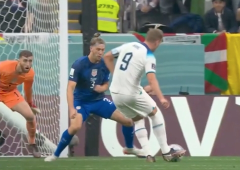 Estados Unidos e Inglaterra terminam no 0 a 0 em jogo da Copa