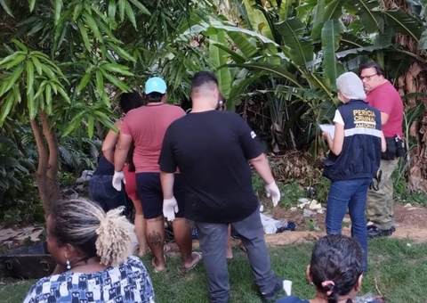 Idosa é encontrada morta após filho ser filmado levando suposto corpo em carrinho de compras em Manaus