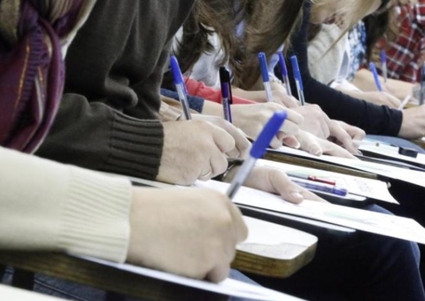 Prefeitura contrata instituto para realizar concurso com 476 vagas no Amazonas