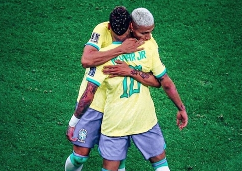Richarlison pede volta de Neymar e diz acreditar na recuperação de colega