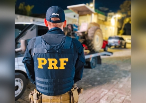 Motorista é preso por roubar trator e semirreboque de fazenda na BR-174