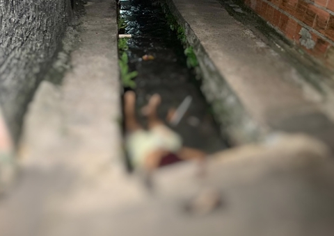 Após ouvirem rajadas de tiros, moradores encontram corpo em córrego de Manaus