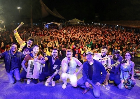 Banda de forró sofre grave acidente; músico está em coma