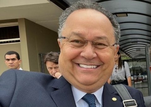 Silas Câmara se livra de condenação por 'rachadinha' e terá de pagar multa de R$ 242 mil