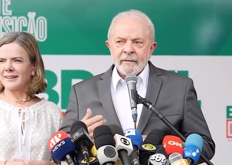 Lula diz que tem 80% do ministério na cabeça, mas só anuncia nomes após diplomação