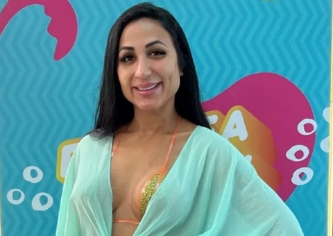 Irmã de Deolane desembarca na Farofa da Gkay e é detonada por internação da mãe