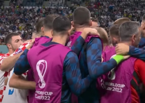 Croácia vence o Japão nos pênaltis e se garante nas quartas da Copa