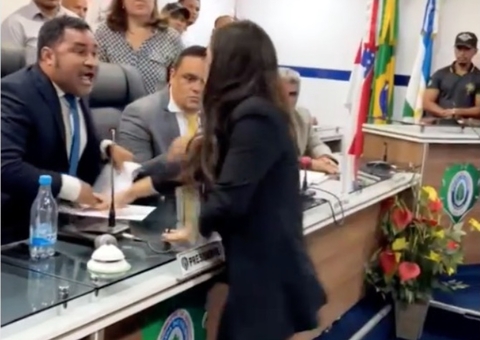 Confusão generalizada é registrada entre vereadores em Manacapuru; vídeo