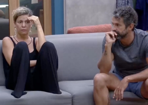 Veja a reação de Babi ao saber da desistência de Pétala: "mais uma?"