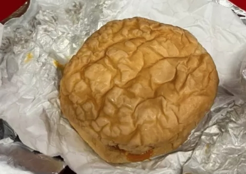 Lanches nos estádios da Copa são alvos de críticas por aparência e preço