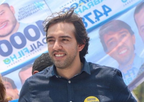 TRE-AM manda deputado eleito pagar R$ 5 mil por irregularidade nas contas de campanha