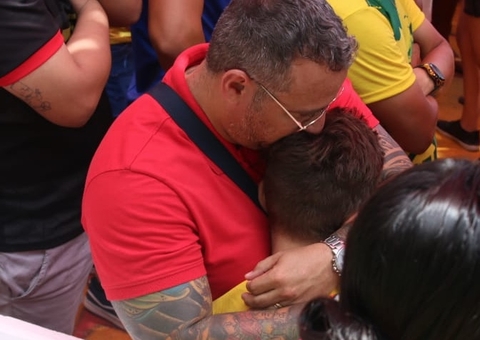 Manauaras ficam em choque com eliminação do Brasil da Copa; veja reações