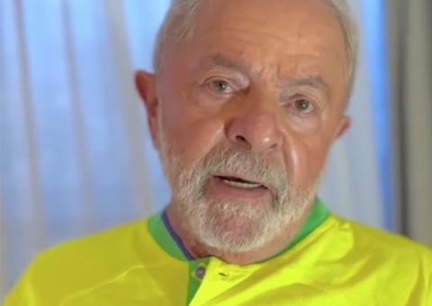 'Time merecia mais', diz Lula após derrota do Brasil na Copa