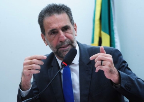 Petista, relator pede aprovação das contas de 2015 da ex-presidente Dilma Rousseff