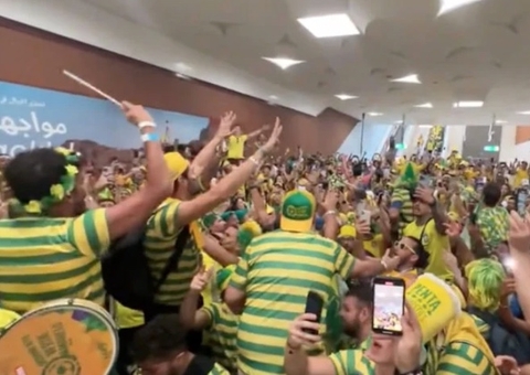 Com eliminação do Brasil, torcedores revendem ingressos da Copa por até R$ 22 mil