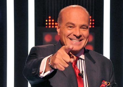 RedeTV! é acusada de servir comida com larva e barata para funcionários