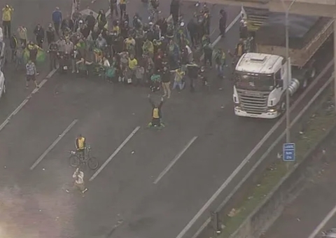 Operação da PF contra bolsonaristas cumpre mais de 100 mandados no Amazonas e outros estados