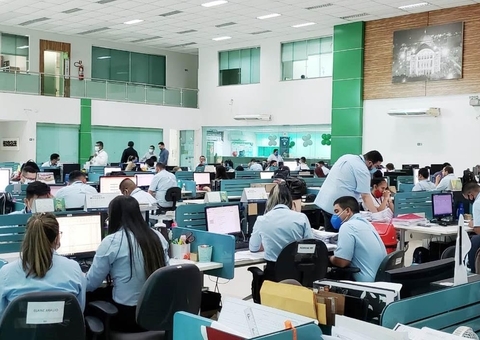 Grupo farmacêutico oferta vagas de emprego em Manaus com salários de até R$ 7 mil