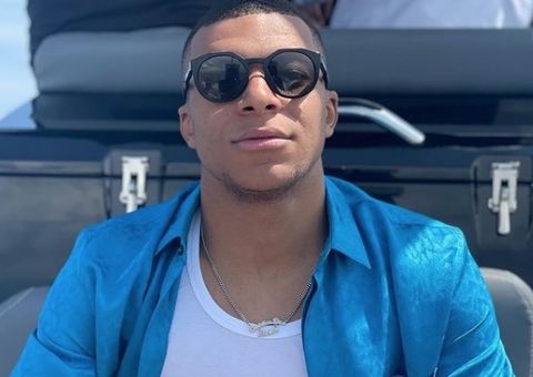 Suposto affair de Mbappé sofre com ataques transfóbicos nas redes