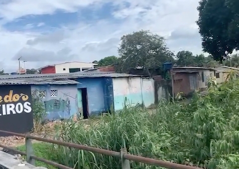 Menina é puxada para casa abandonada e é salva de estupro em Manaus