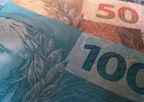 Hoje é o último dia para empregadores pagarem o 13º salário