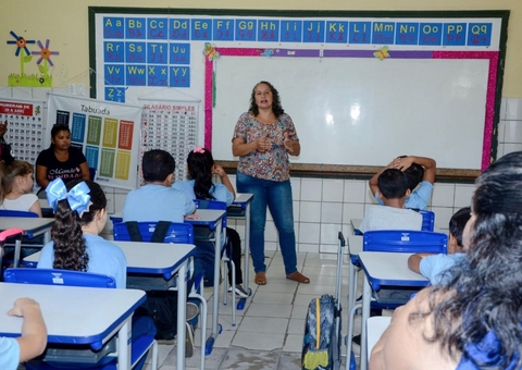 Risco de falta de vagas em escolas no Amazonas leva TCE a alertar municípios