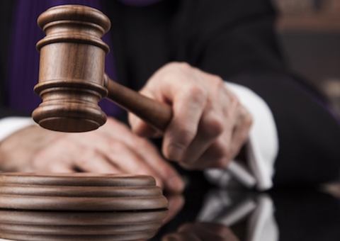 Pai é solto em Goiás após filhas pedirem a juiz 'presente de Natal'